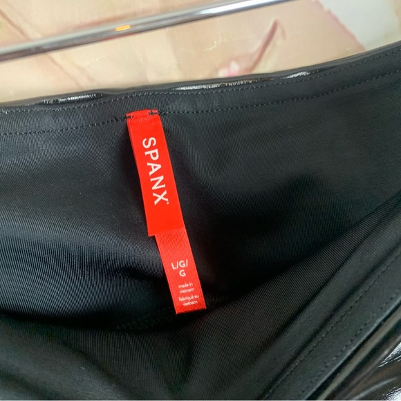 NEW SPANX Faux Patent Leather Leggings - Picture 10 of 10